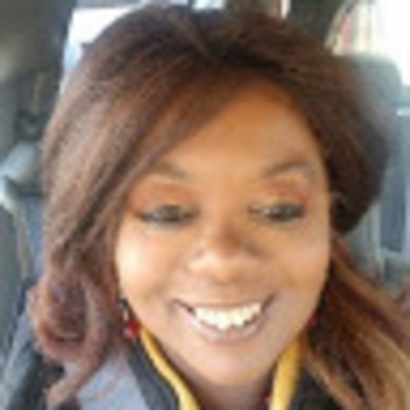 Meet your Posher, Sharon - Picture 1 of 1